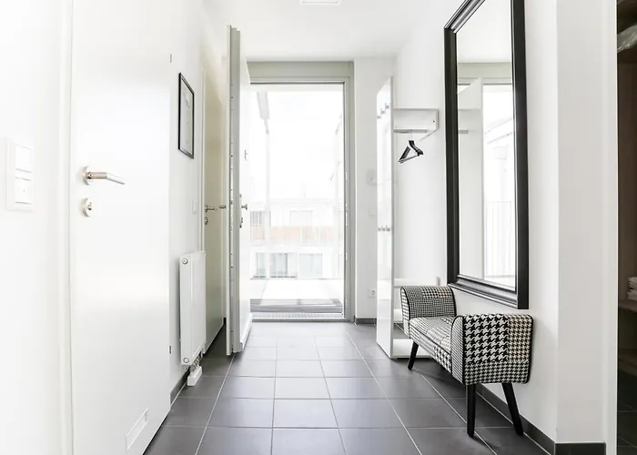 Luxury Two Bedroom Penthouse With Big Terrace And View Vienna